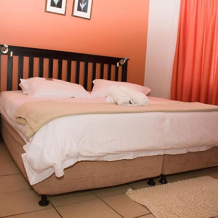 Tina'S Bed And Breakfast Swakopmund Exterior foto